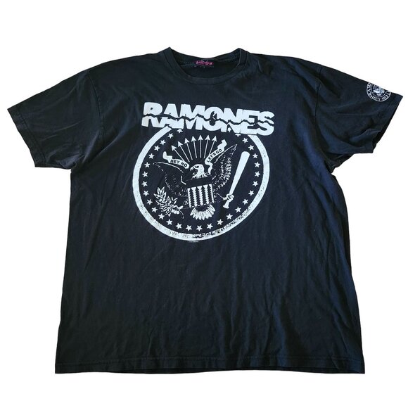 Ramones 1 2 3 4 Eagle Hey Ho Lets Go 2006 Black Punk Rock T-Shirt Size XL - Picture 1 of 7